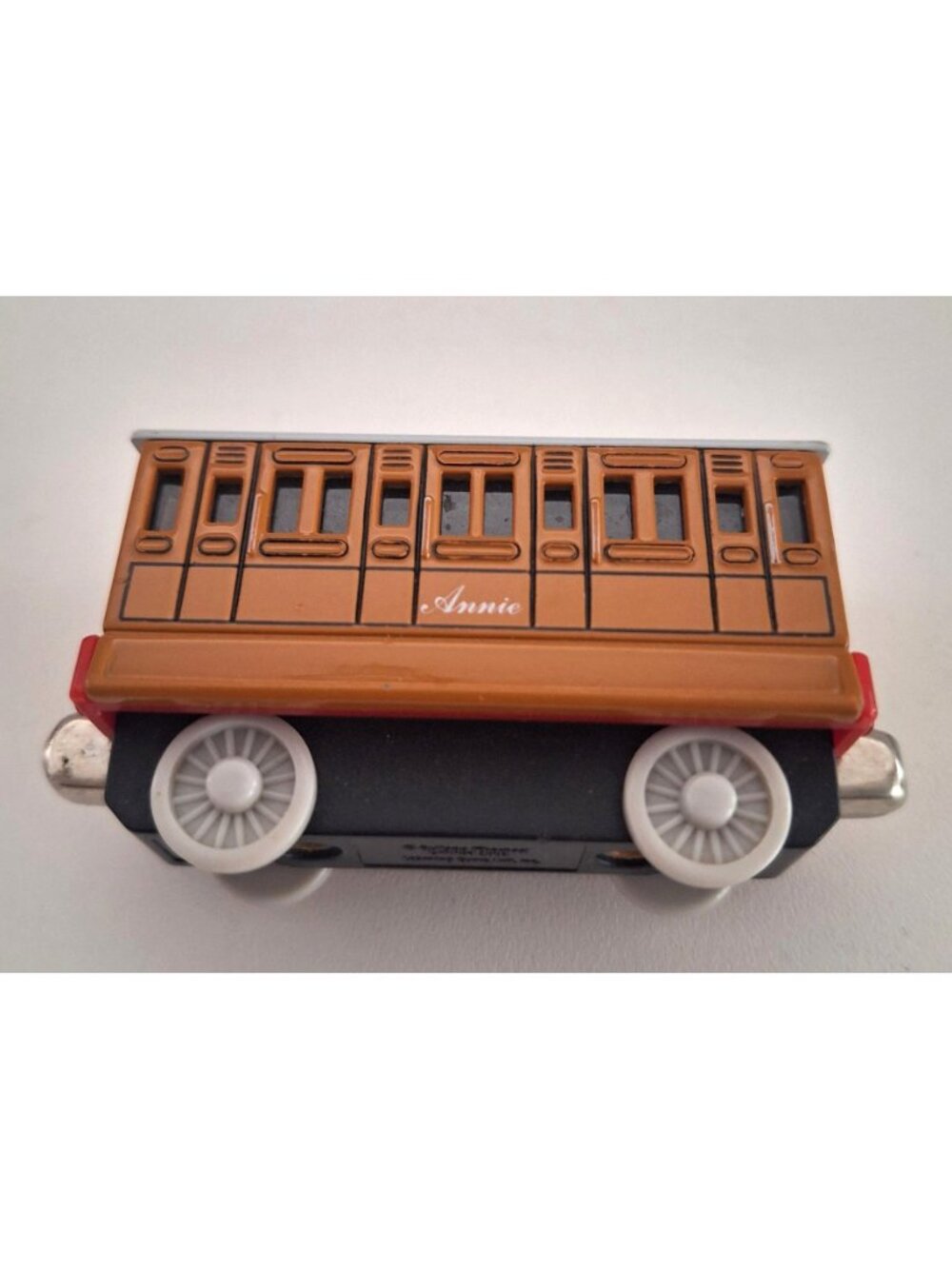 Annie Thomas & Friends Take N Play Railroad Diecast Coach Train Car Magnetic 3" - Picture 3 of 7